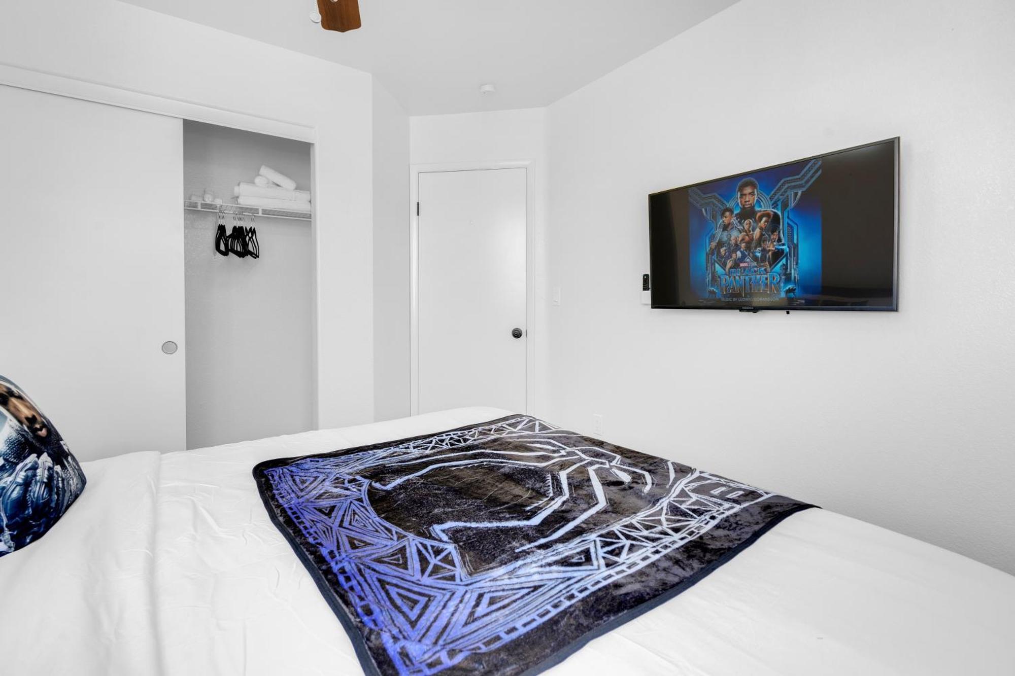 8br 5ba Superhero Retreat-king Beds, Bbq, Hammock, Firepit, Minigolf, Workspace Villa
