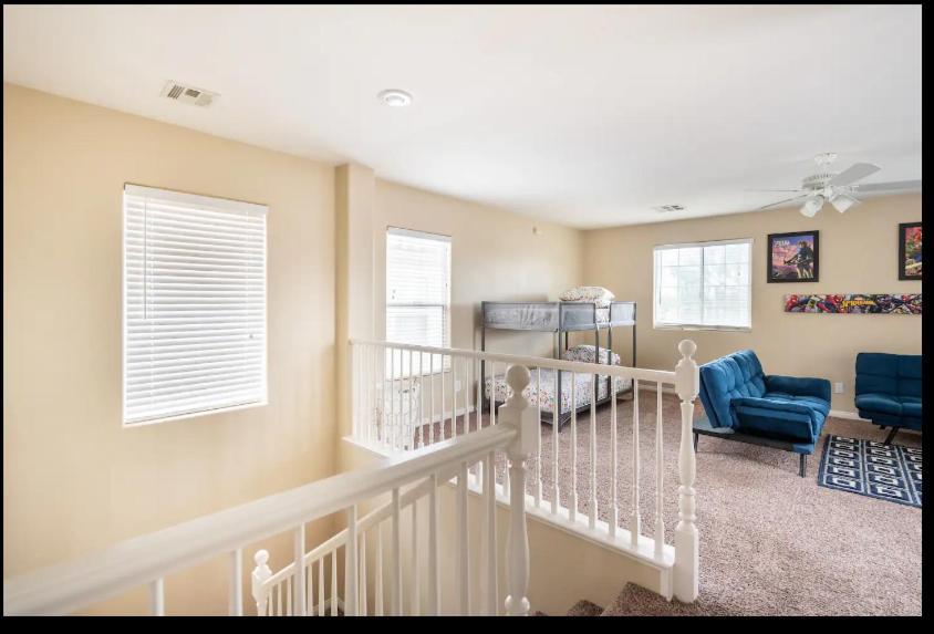 4 Bedroom North Vegas With Pool Las Vegas