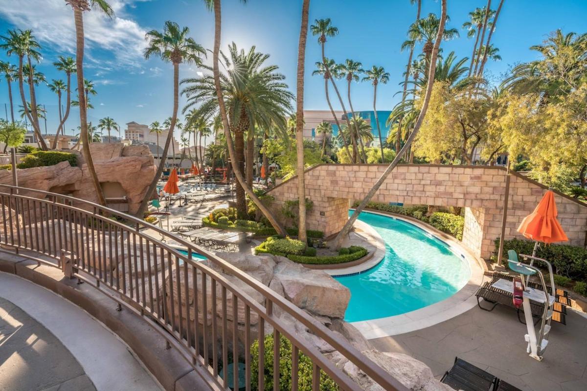 Mgm With Stunning View And Zero Fee! * Las Vegas