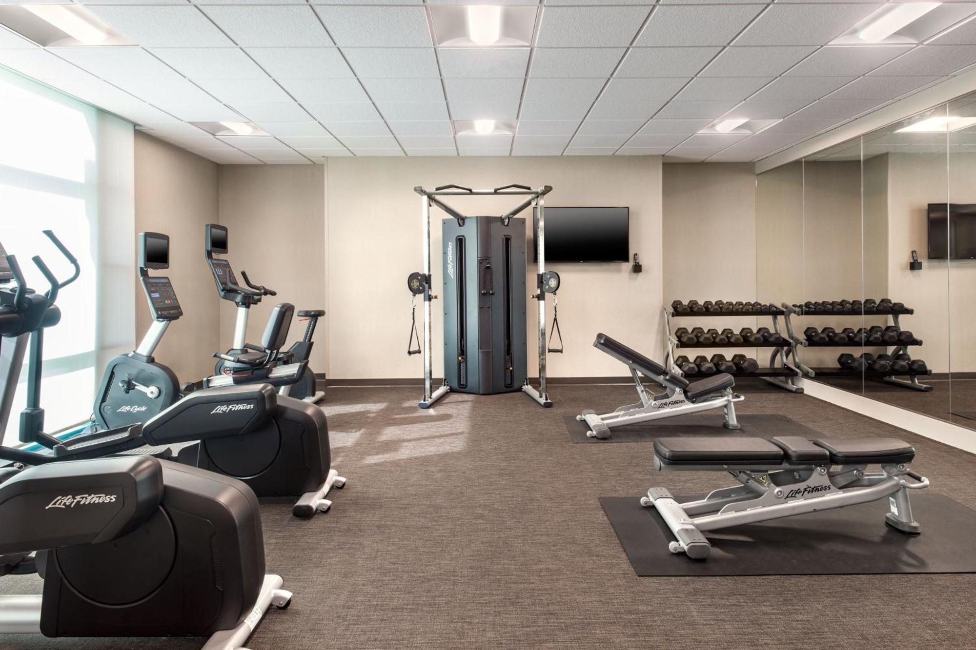 By Marriott Hughes Center 3* Las Vegas