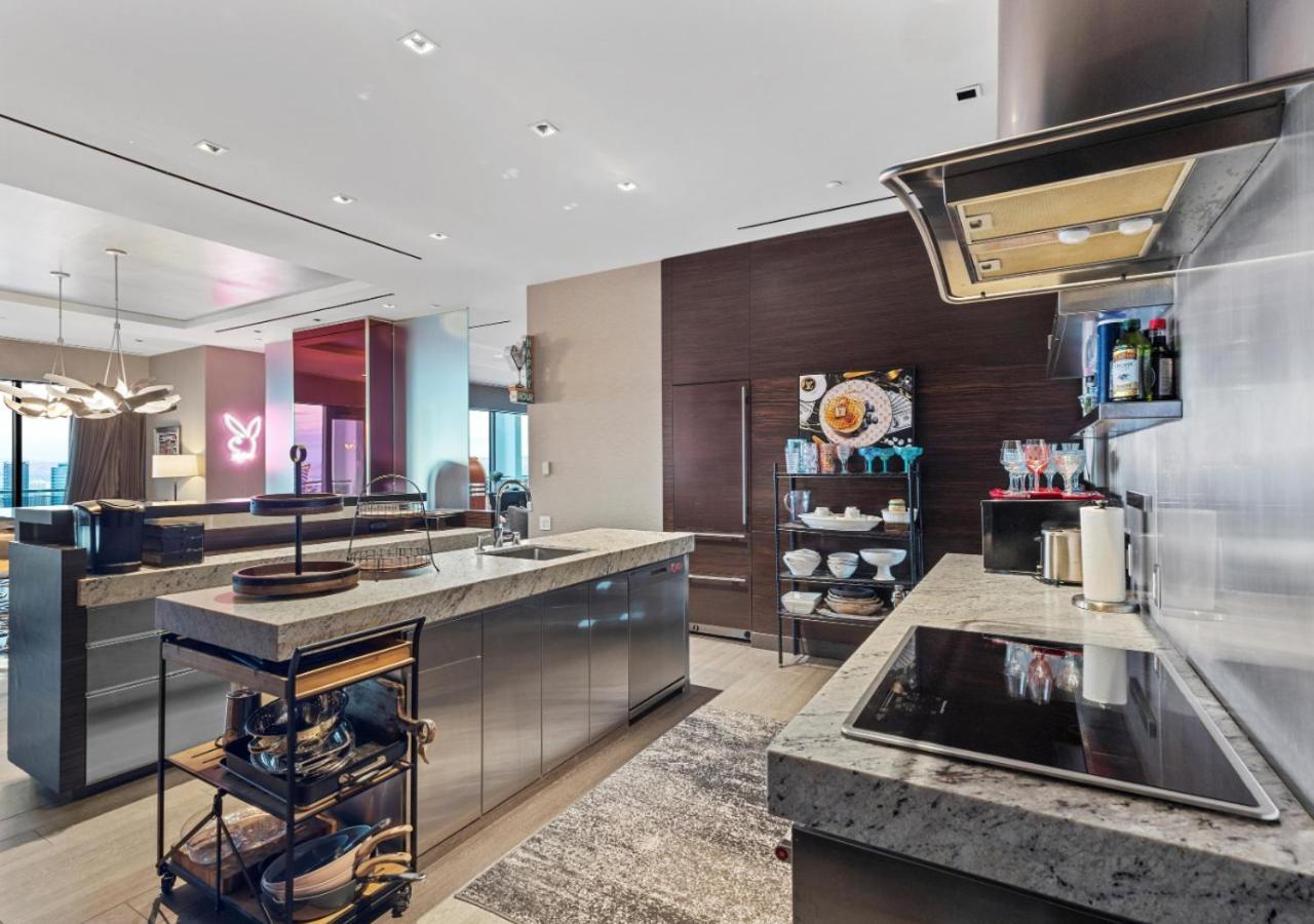 Aparthotel Stripviewsuites At Palms Place 4*