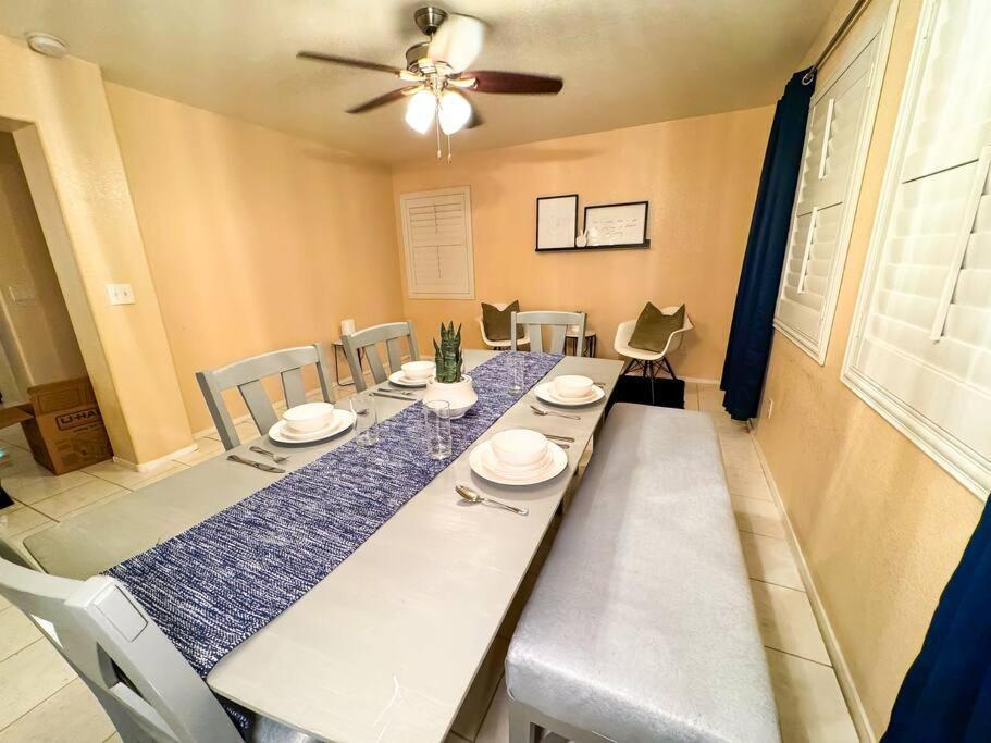 Сasa de vacaciones Spacious 4br Fam Retreat King Bed Wifi And Parking