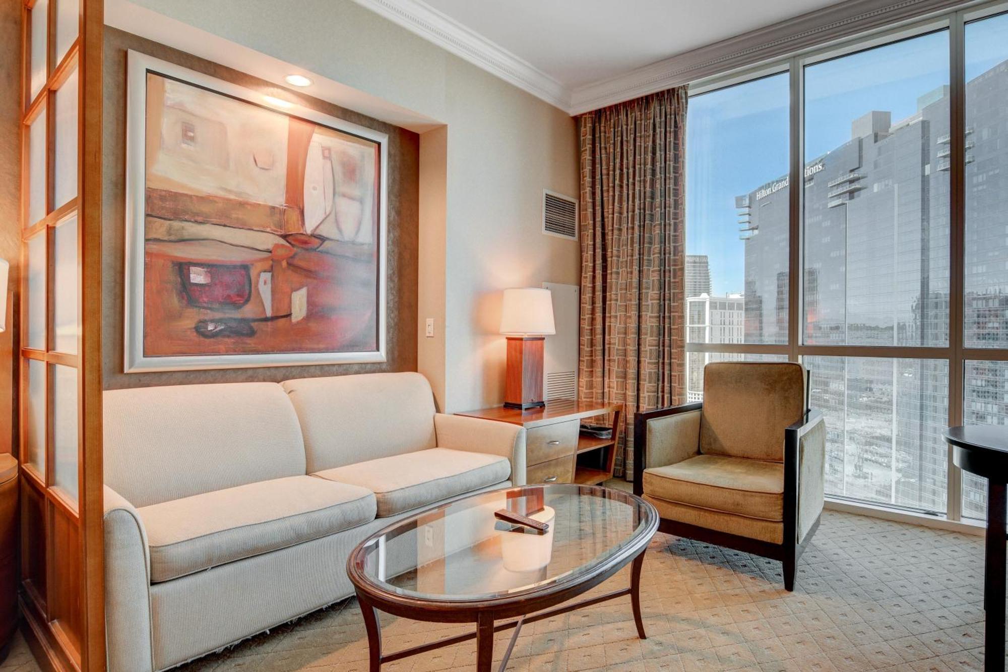 Classic Mgm Signature 25th Flr Pool View Aparthotel *