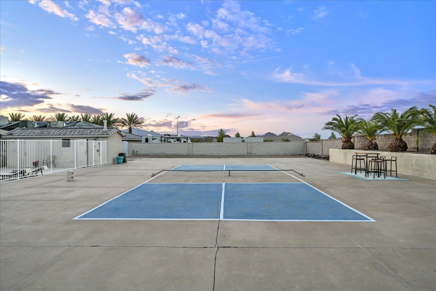 High-end 5 Bedroom W Pool, Gym, Hot Tub, Games Holiday home Las Vegas