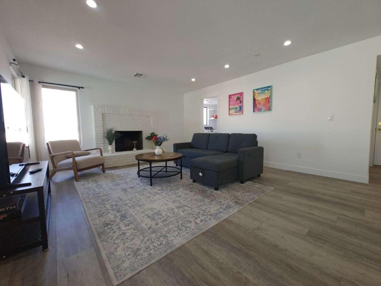The Strip Is Just Around The Corner! Newly Renovated Luxury Modern Minimalist With Large Pool! *