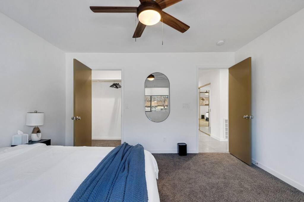 Prime Location! Hidden Oasis 4 Bedroom 10 Min To Strip * Las Vegas