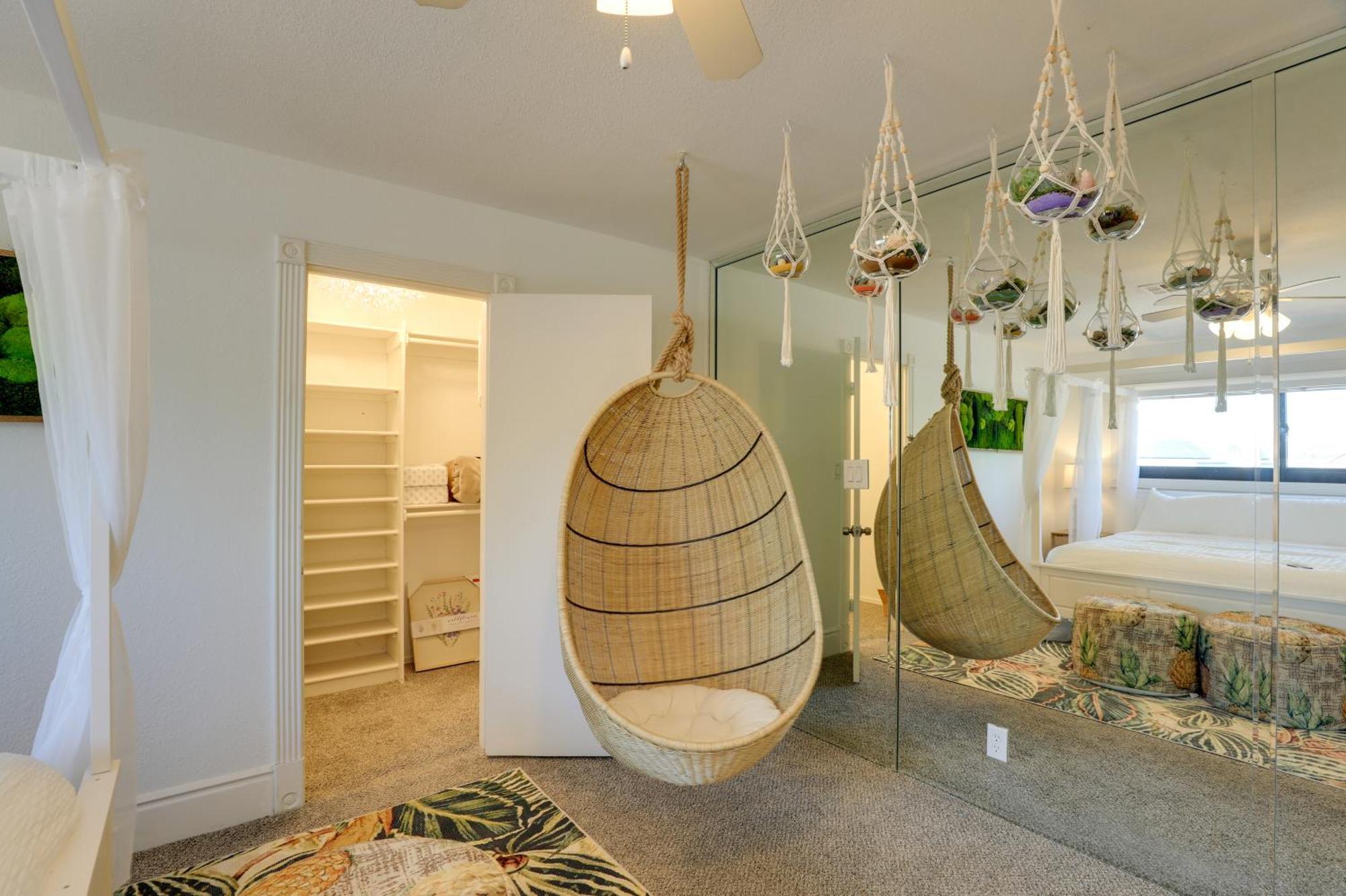 Spacious Vegas Getaway With Private Pool And Spa! Holiday home