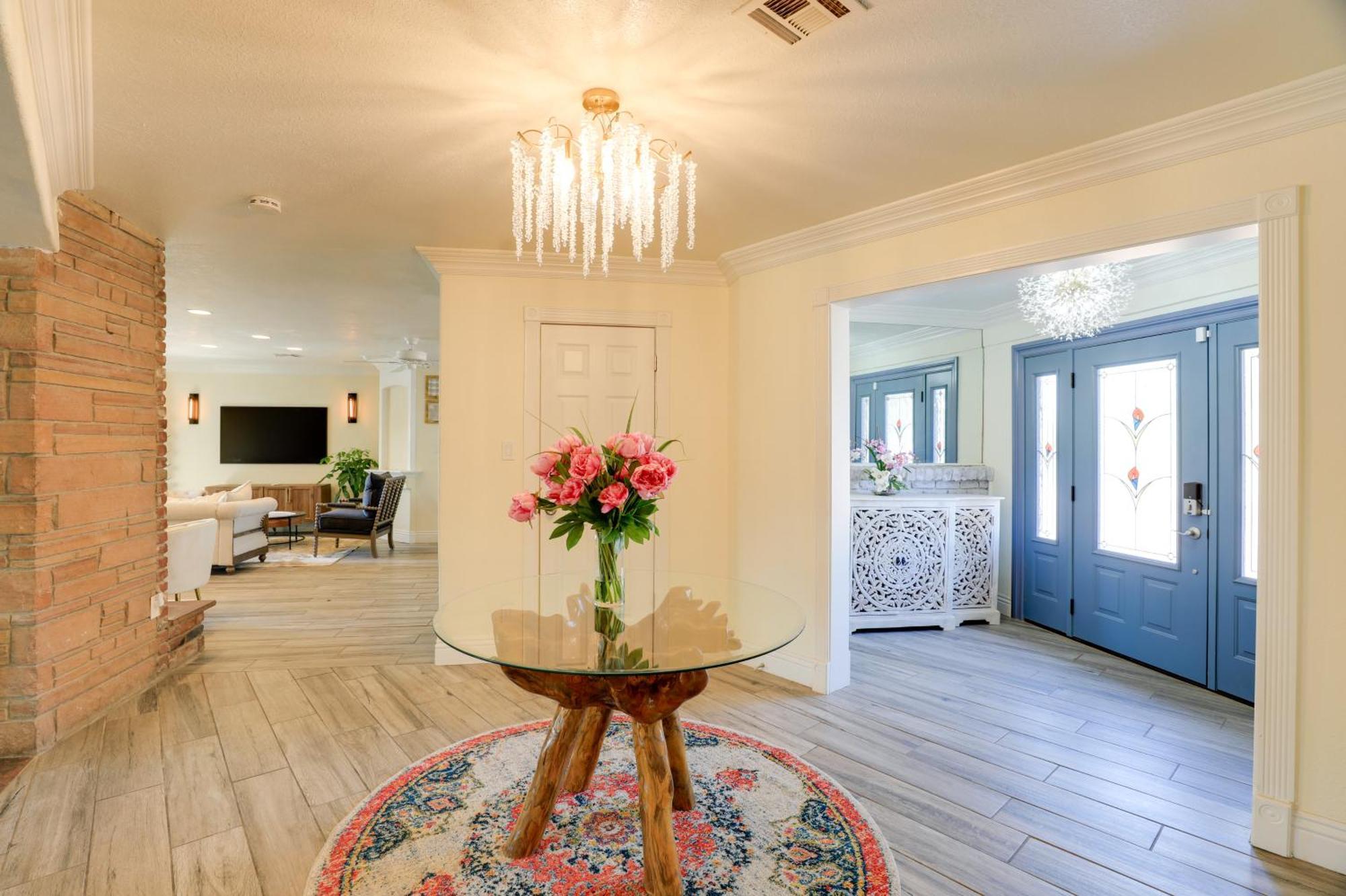 Holiday home Spacious Vegas Getaway With Private Pool And Spa! Las Vegas