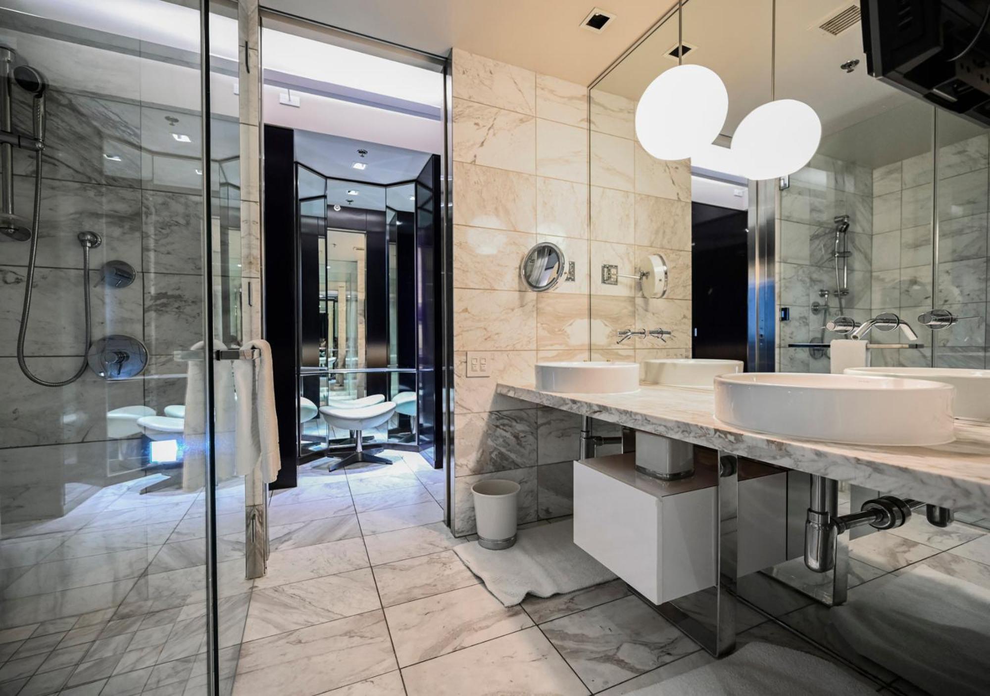 Stripviewsuites Two-bedroom Con-joined Exclusive Aparthotel *