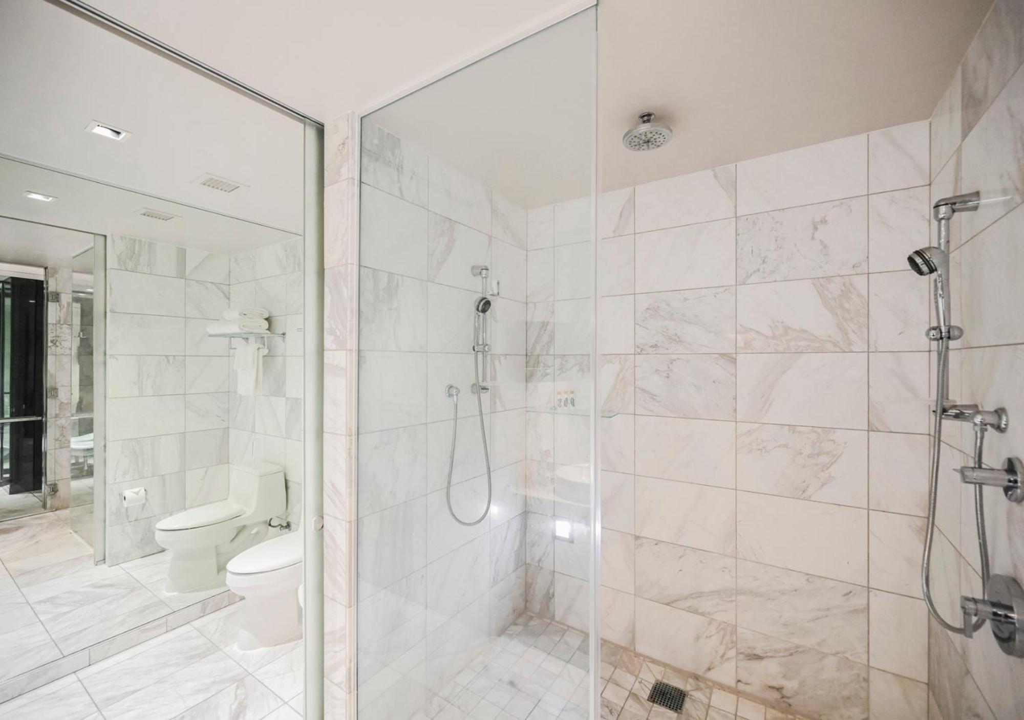 Aparthotel Stripviewsuites Two-bedroom Con-joined Exclusive *