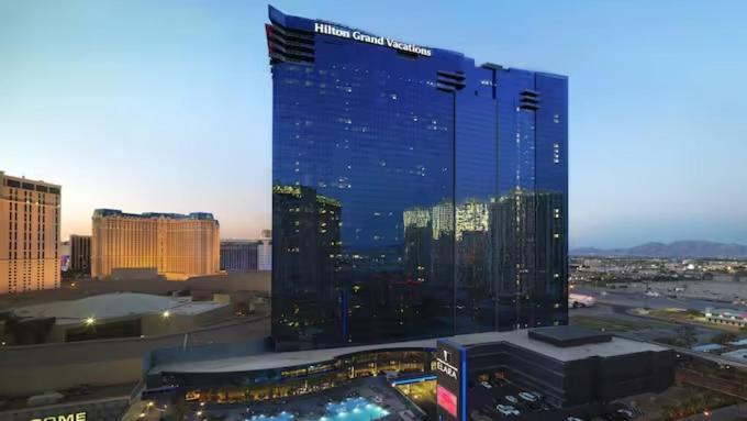 Elara, By Hilton Grand Vacations Hotel 4*