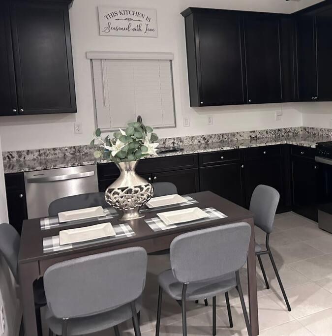 New,and Modern Close To The Strip Las Vegas