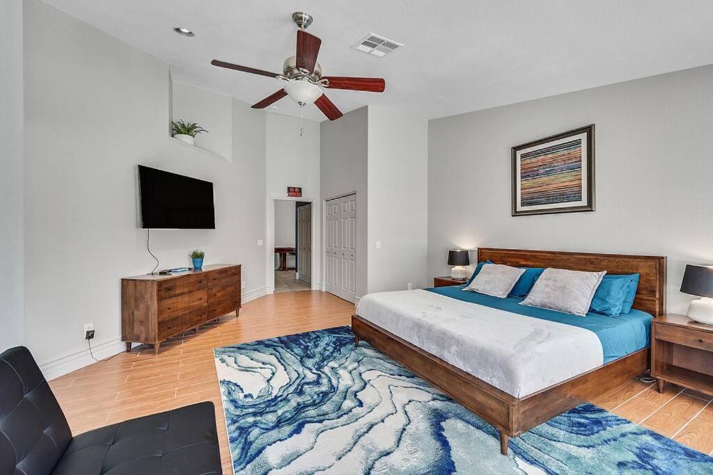 Villa Posh 8 Bdr X Bath 15 Bds Free Heat *