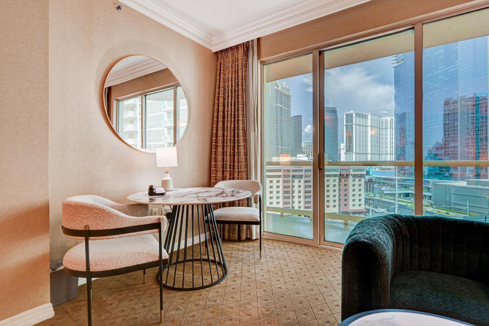 Amethyst Mgm Signature Strip View Balcony Aparthotel Las Vegas