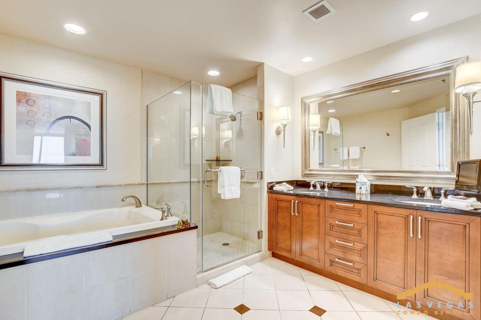 Mgm Signature-21-604 Jacuzzi Holiday home