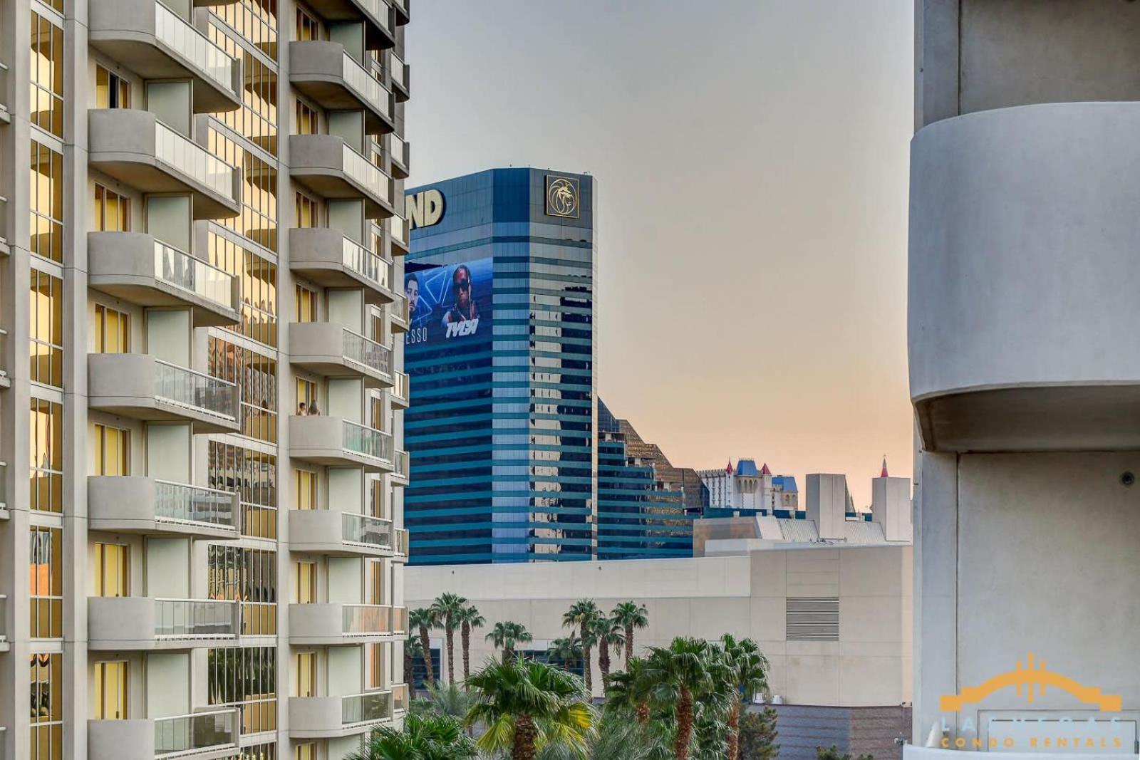 Mgm Signature-04-714 1br 2ba Balcony