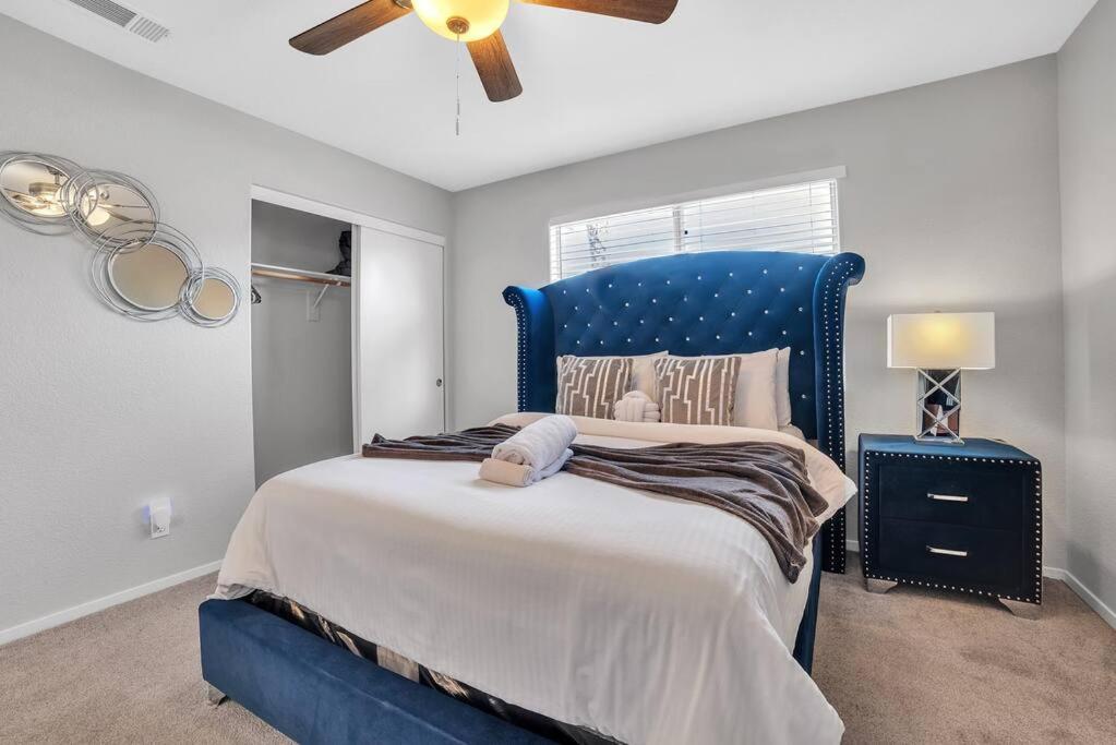 Spacious 4 Bedroom 3 Bath House Apartment