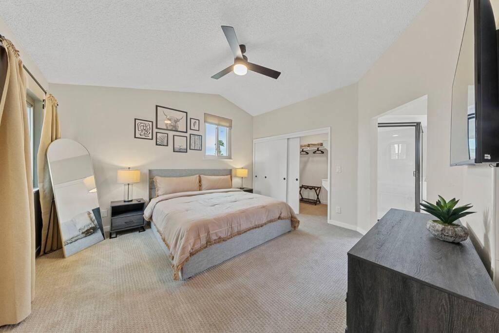 4br Model W Pool And Pool Table In Henderson Holiday home