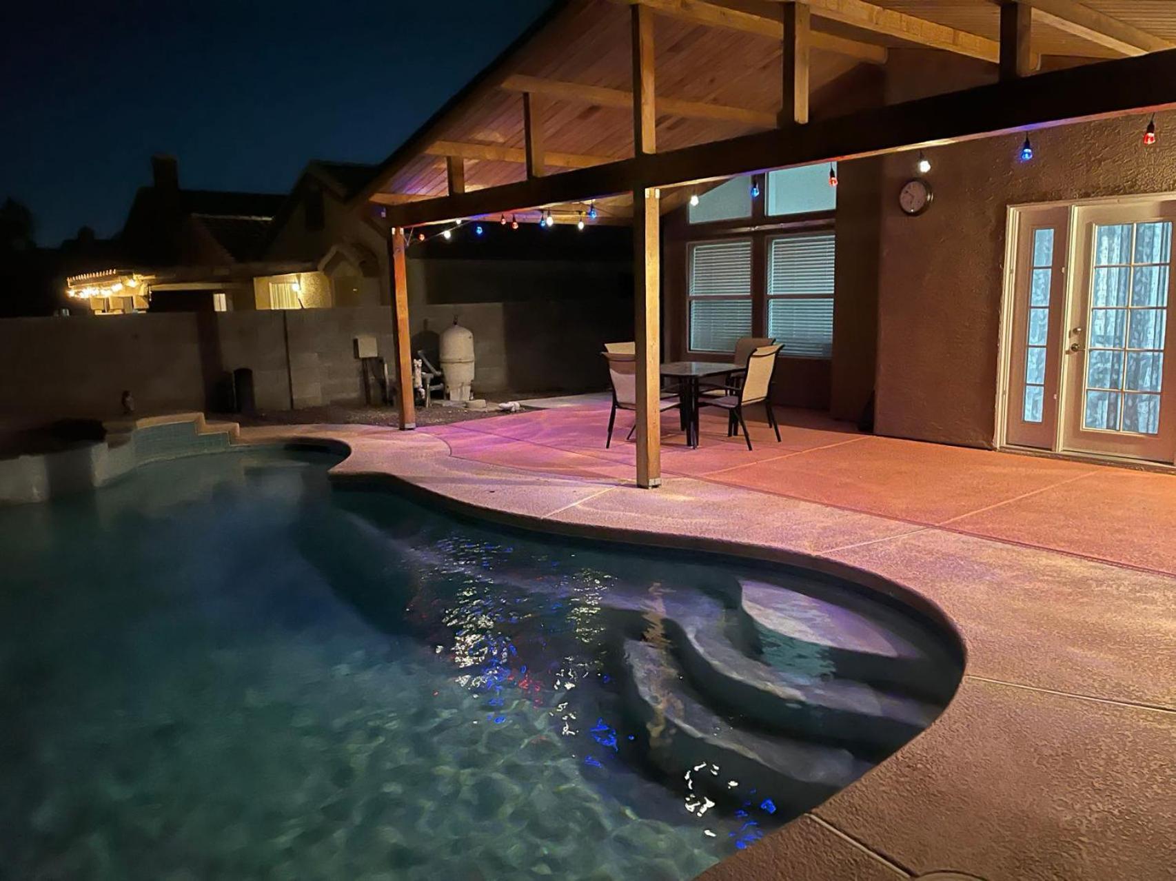 Pool House Newly Remodeled 3bed 3bath Near Dt Summerlin And Red Rock * Las Vegas