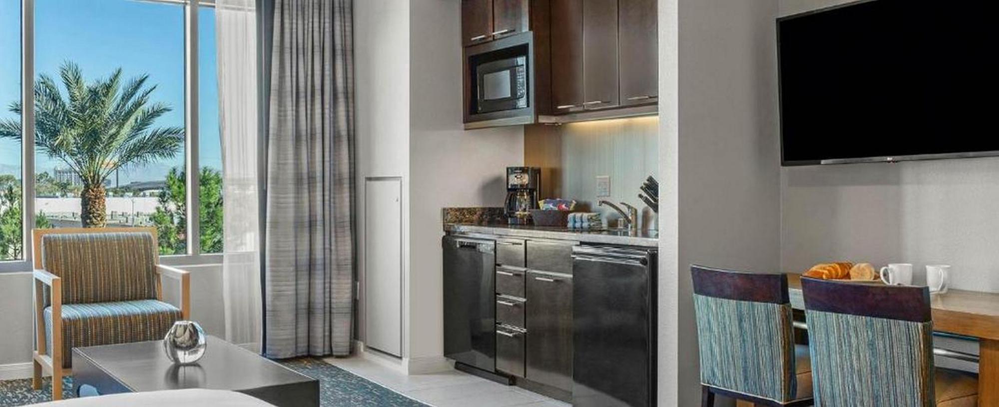 Hotel Vegas Desert Blue By Hellovacay Las Vegas