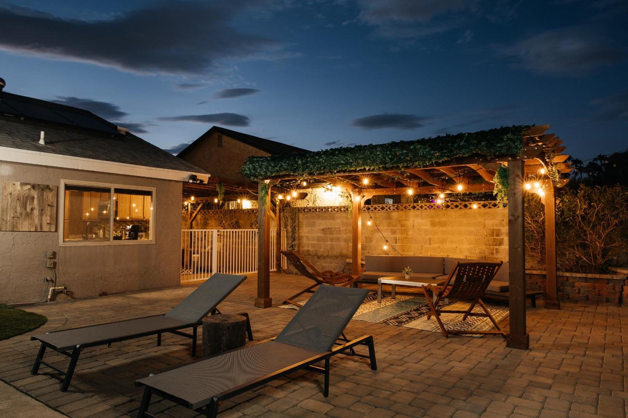 Fabulous Oasis In Near By Strip * Las Vegas