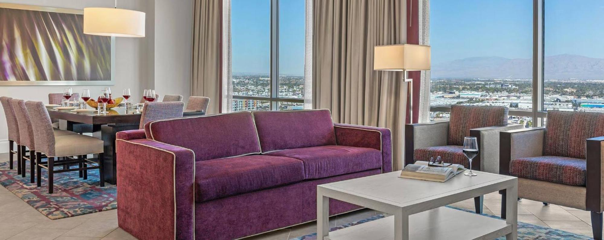 Vegas Desert Blue By Hellovacay Hotel