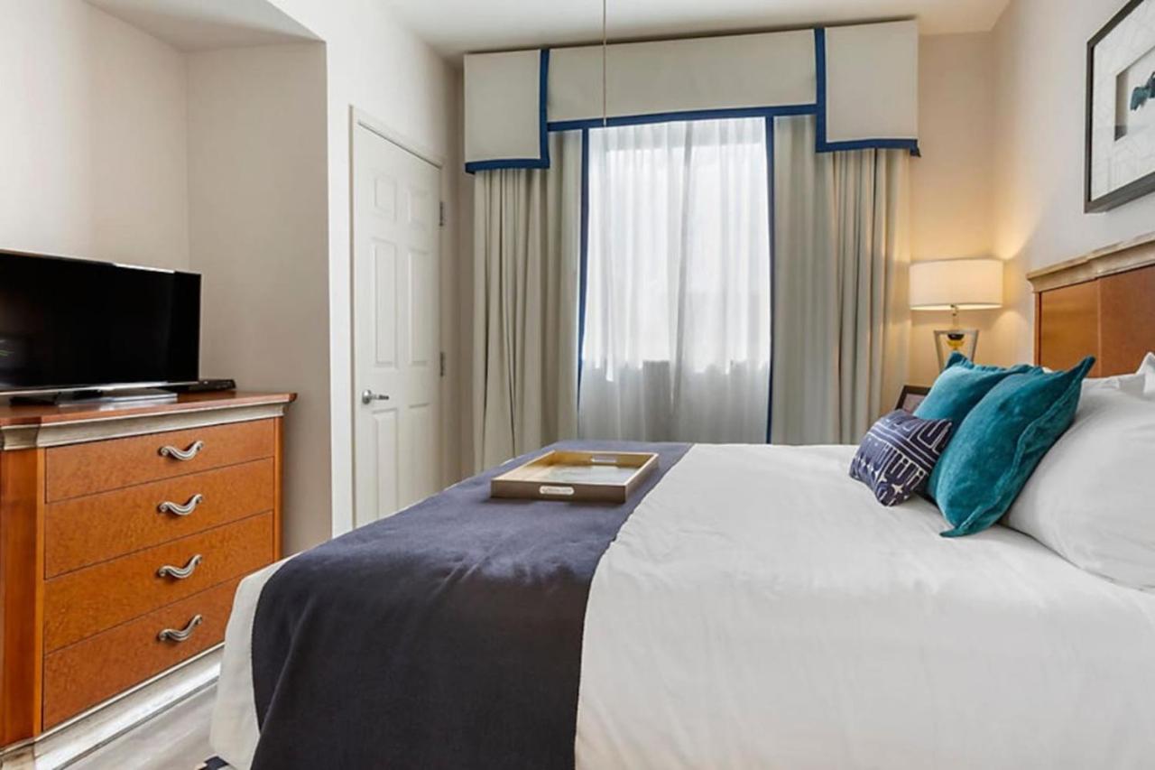 Holiday home 2bd With Amenities And Next To Shopping Right Off The Vegas Strip