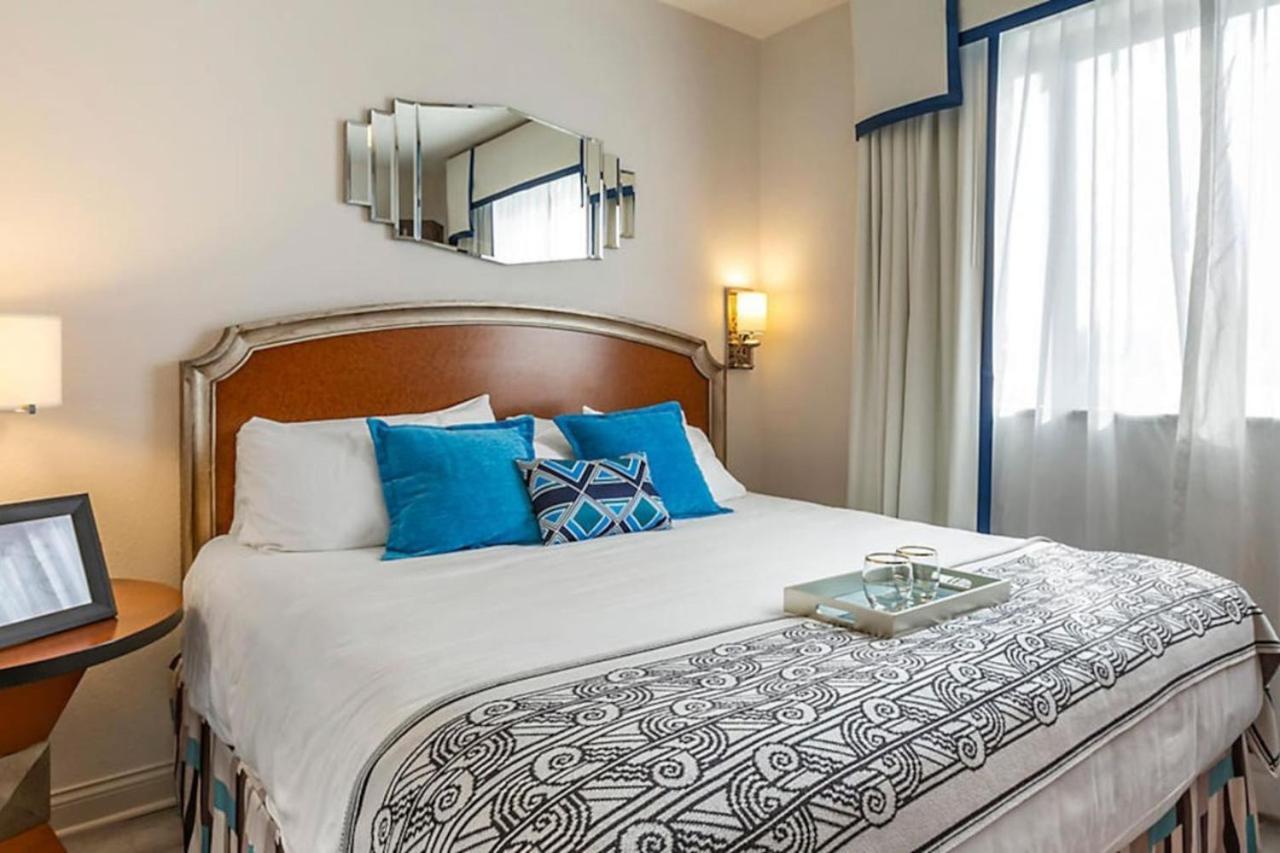2bd With Amenities And Next To Shopping Right Off The Vegas Strip Holiday home *