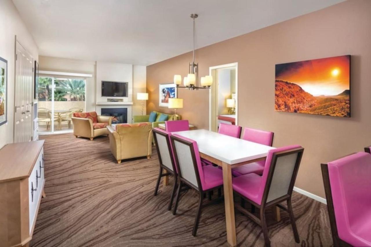 Enjoy Vegas Blvd With The Family In 2bd With Lazy River Las Vegas