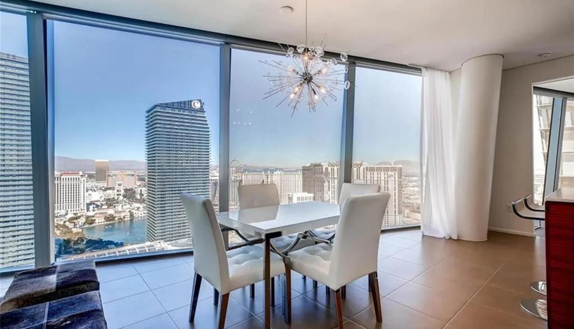 Spacious 3-bedroom Luxury