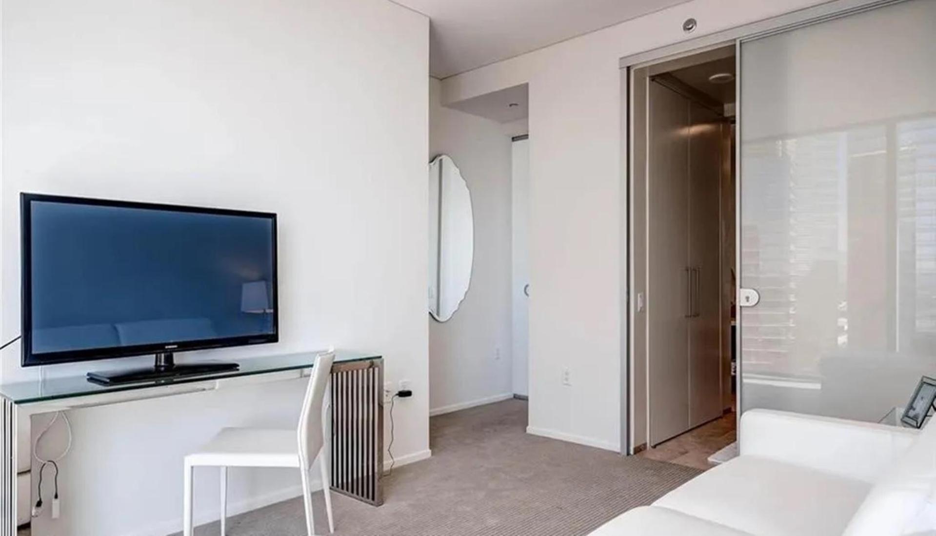Spacious 3-bedroom Luxury Las Vegas