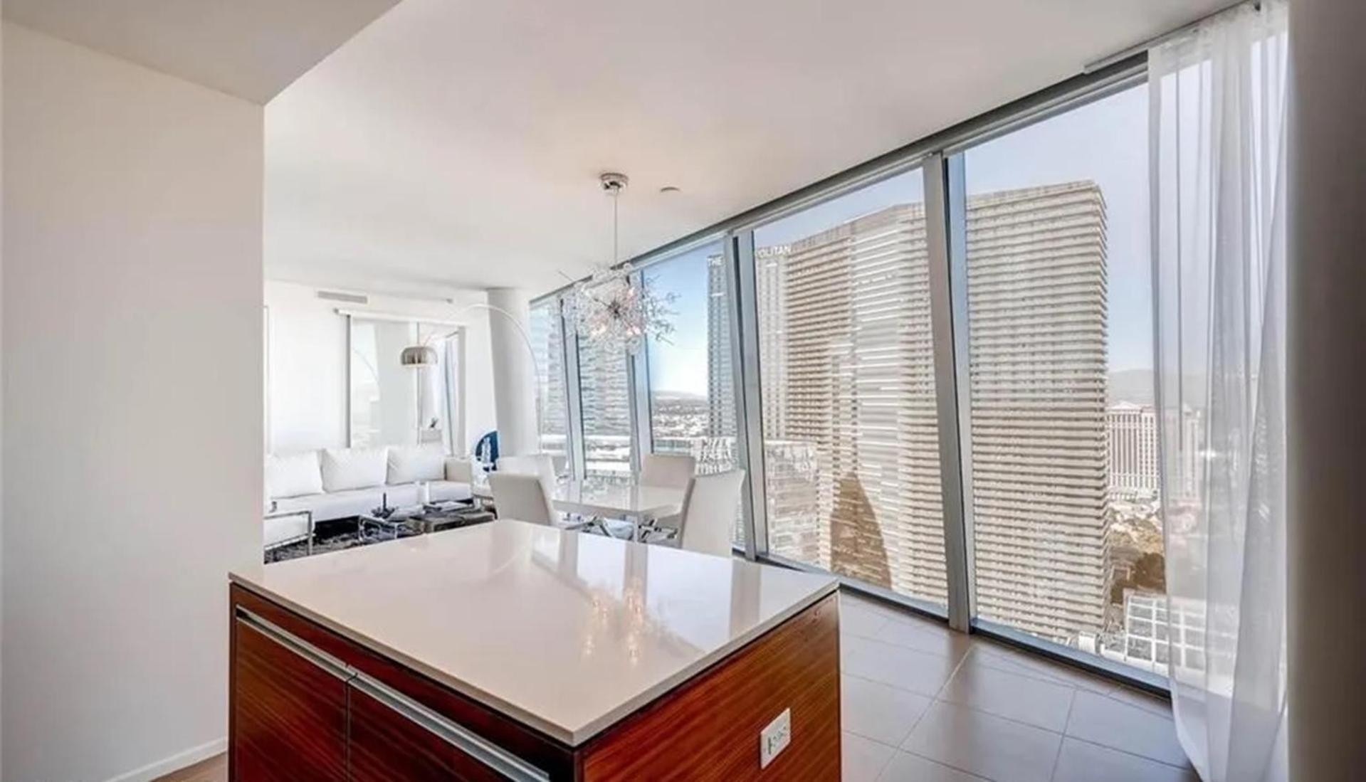 Spacious 3-bedroom Luxury