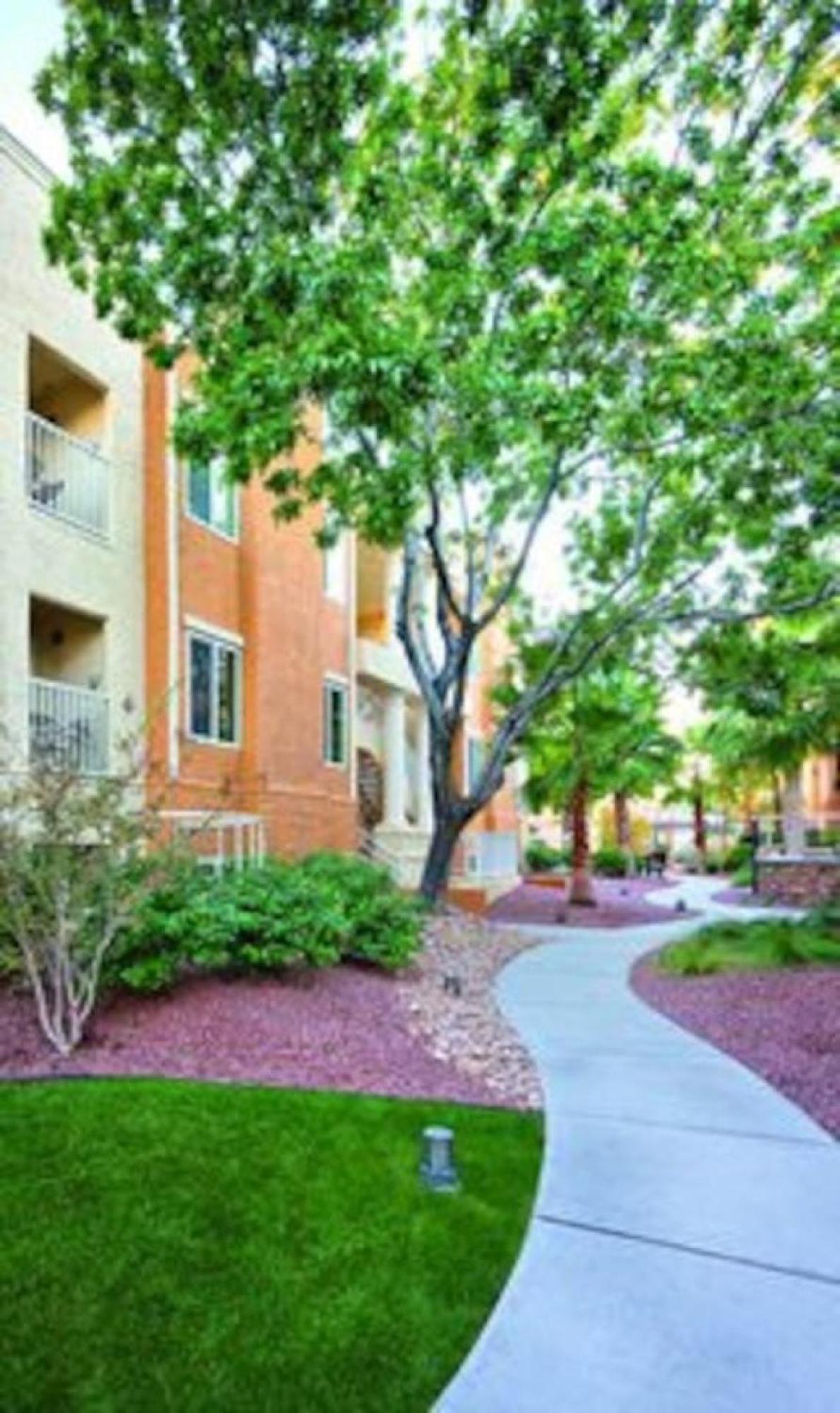 Worldmark Tropicana Avenue 2bd Holiday home *
