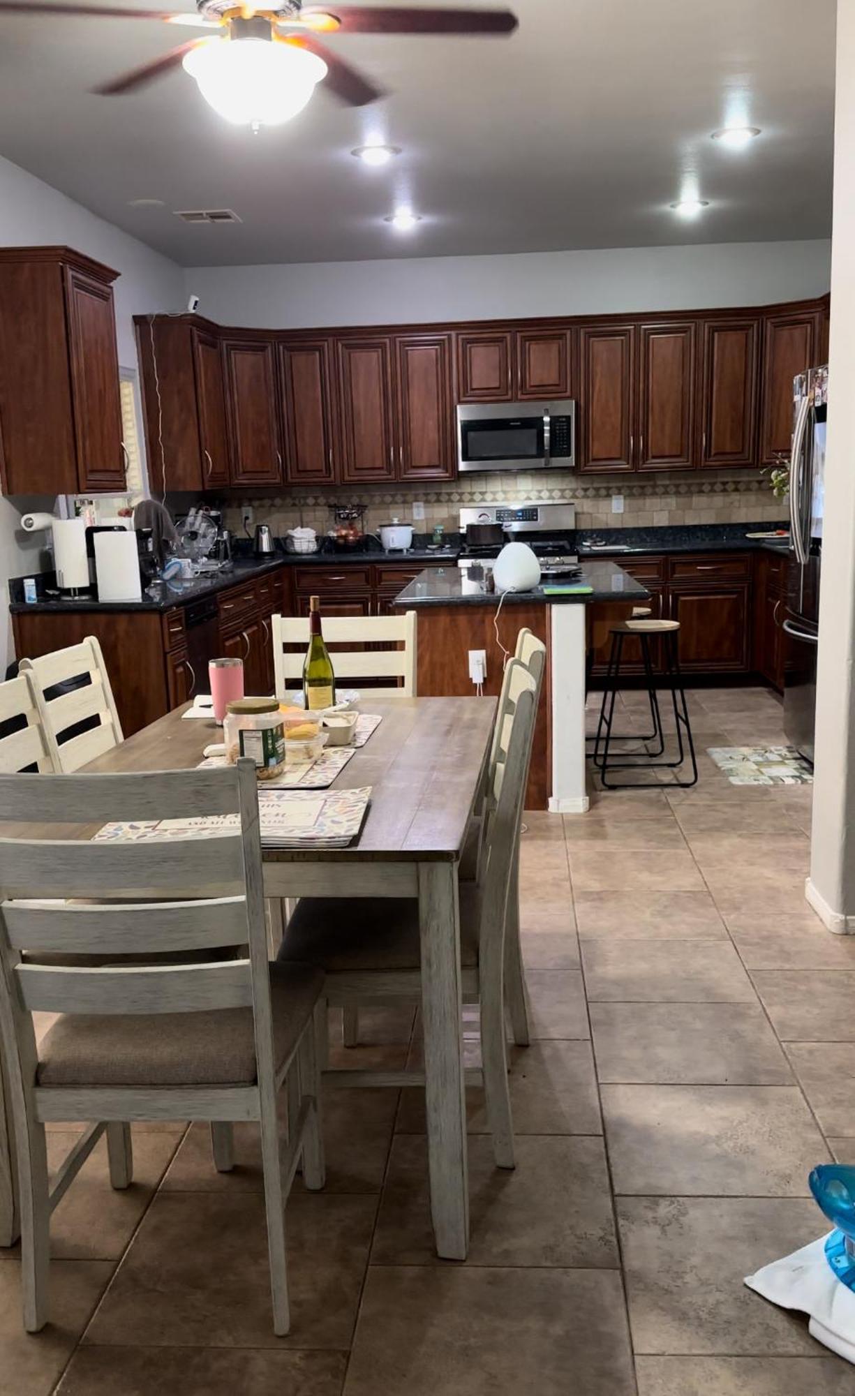 Spacious Cozy Close To Everything Hospedagem domiciliar *