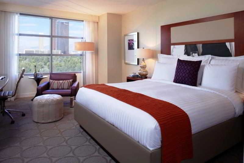 Hotel Renaissance 4*