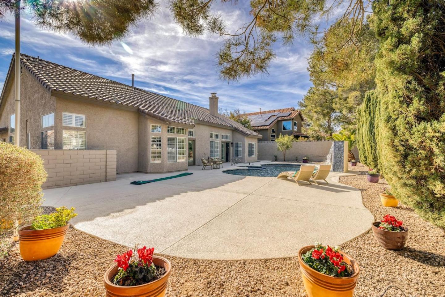 Brand New Listing Modern Hacienda Heated Pool Las Vegas