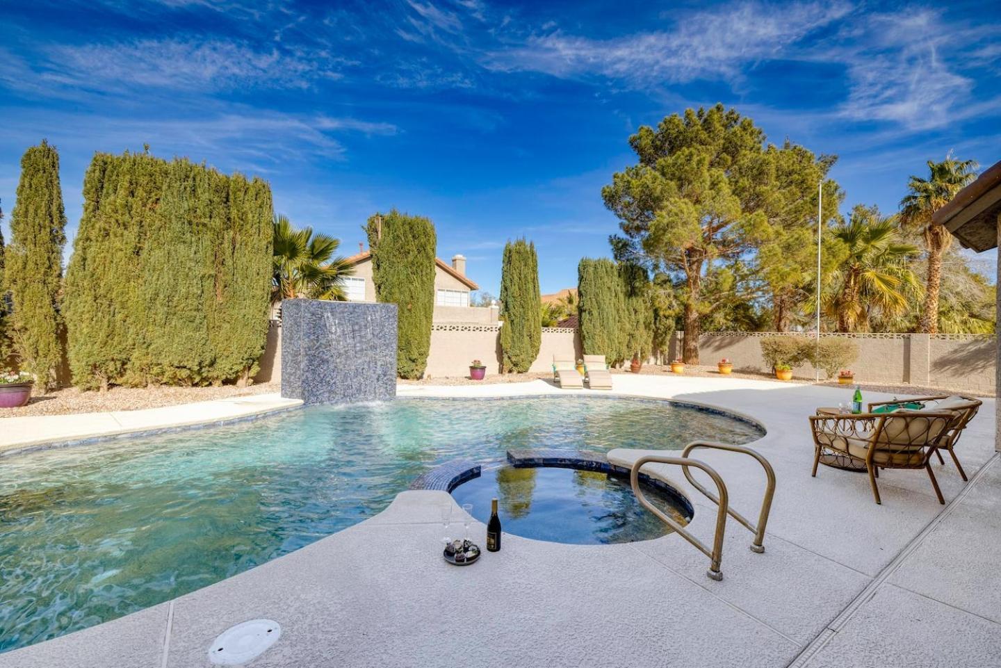 Brand New Listing Modern Hacienda Heated Pool Сasa de vacaciones *