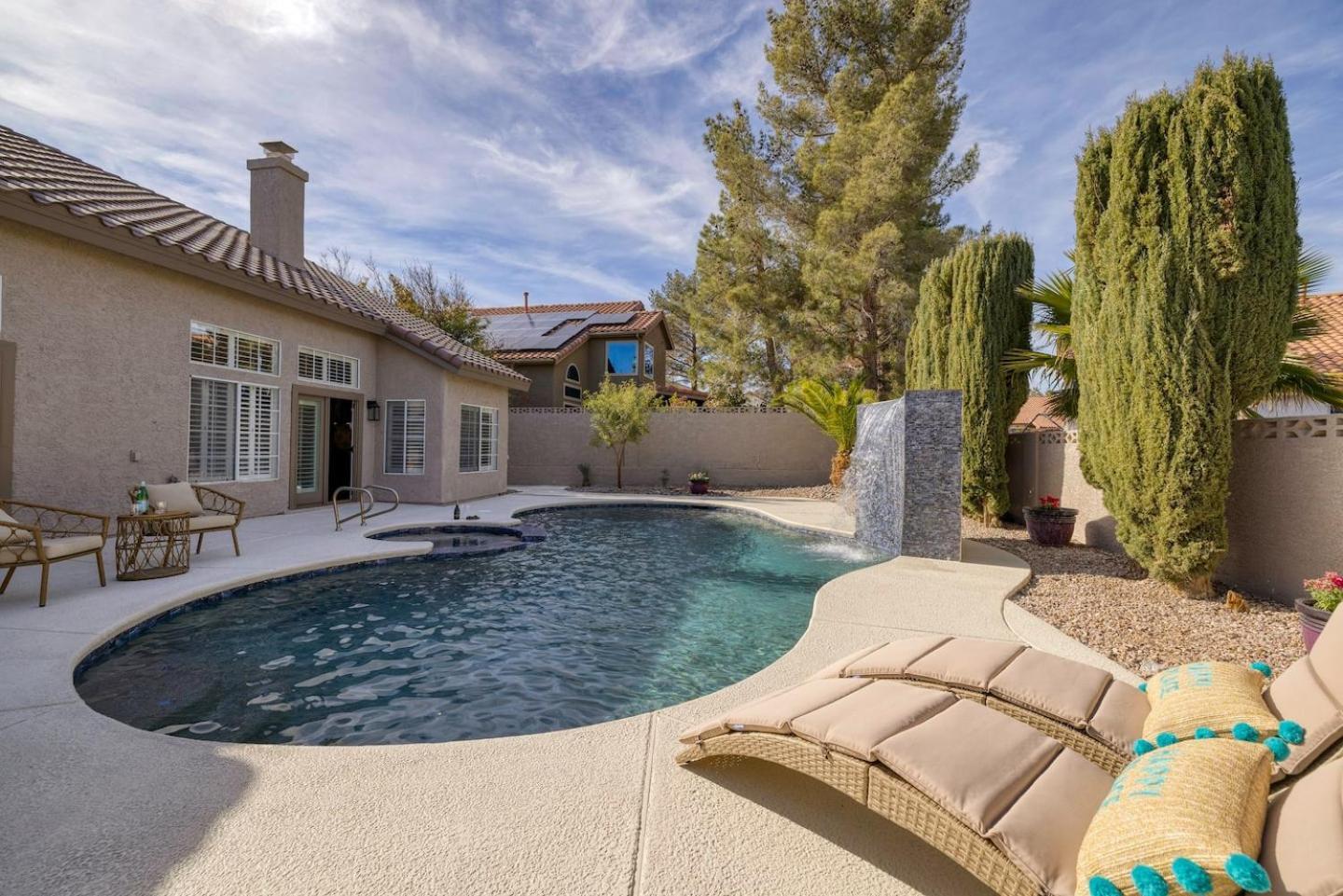 Brand New Listing Modern Hacienda Heated Pool Сasa de vacaciones