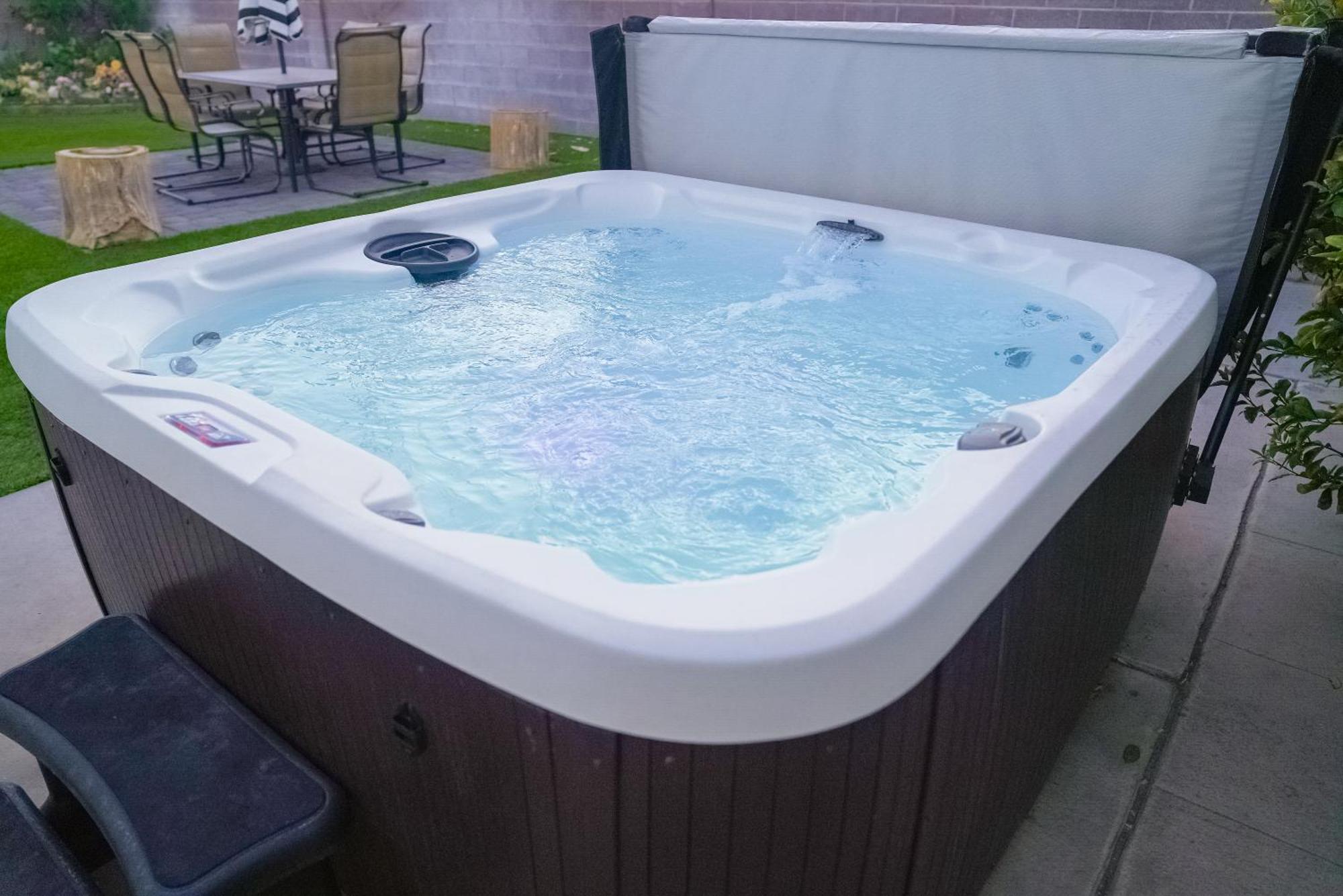 Summergetaway-luxehottub Privatepool By Strip Holiday home Las Vegas