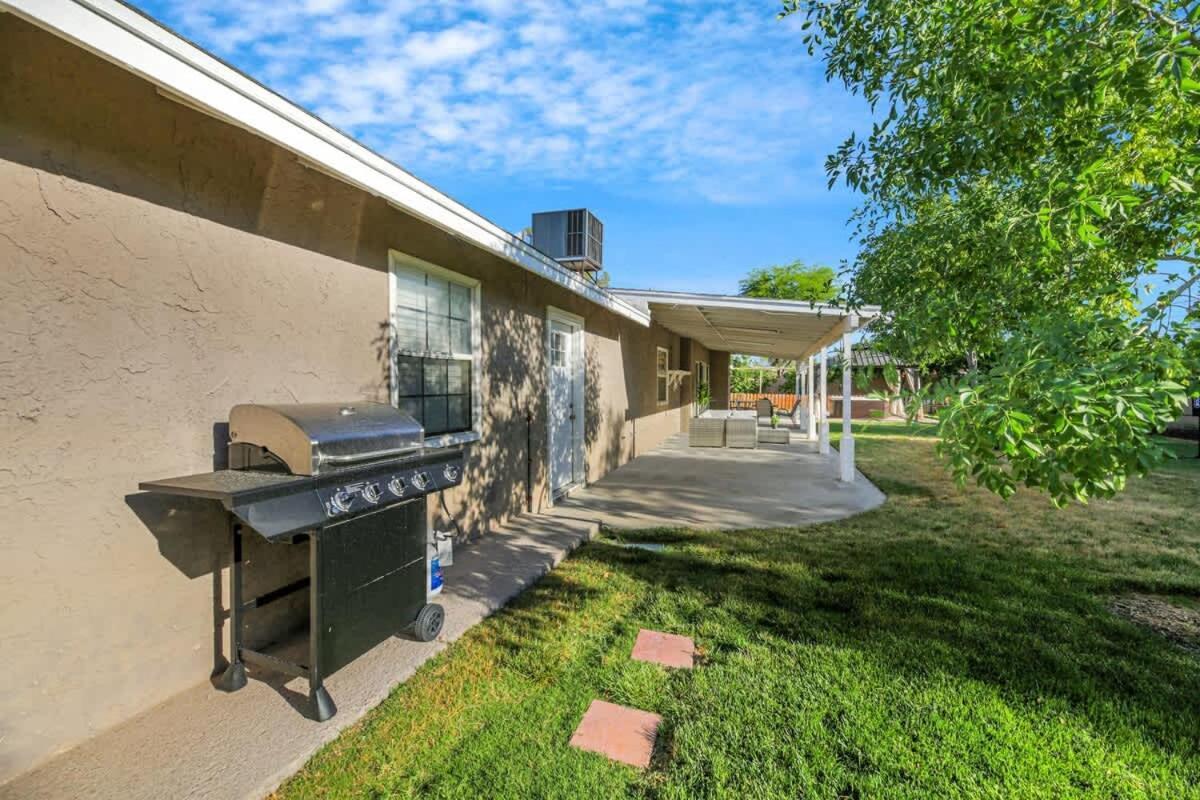 Holiday home Modern With Theater And Hot Tub *