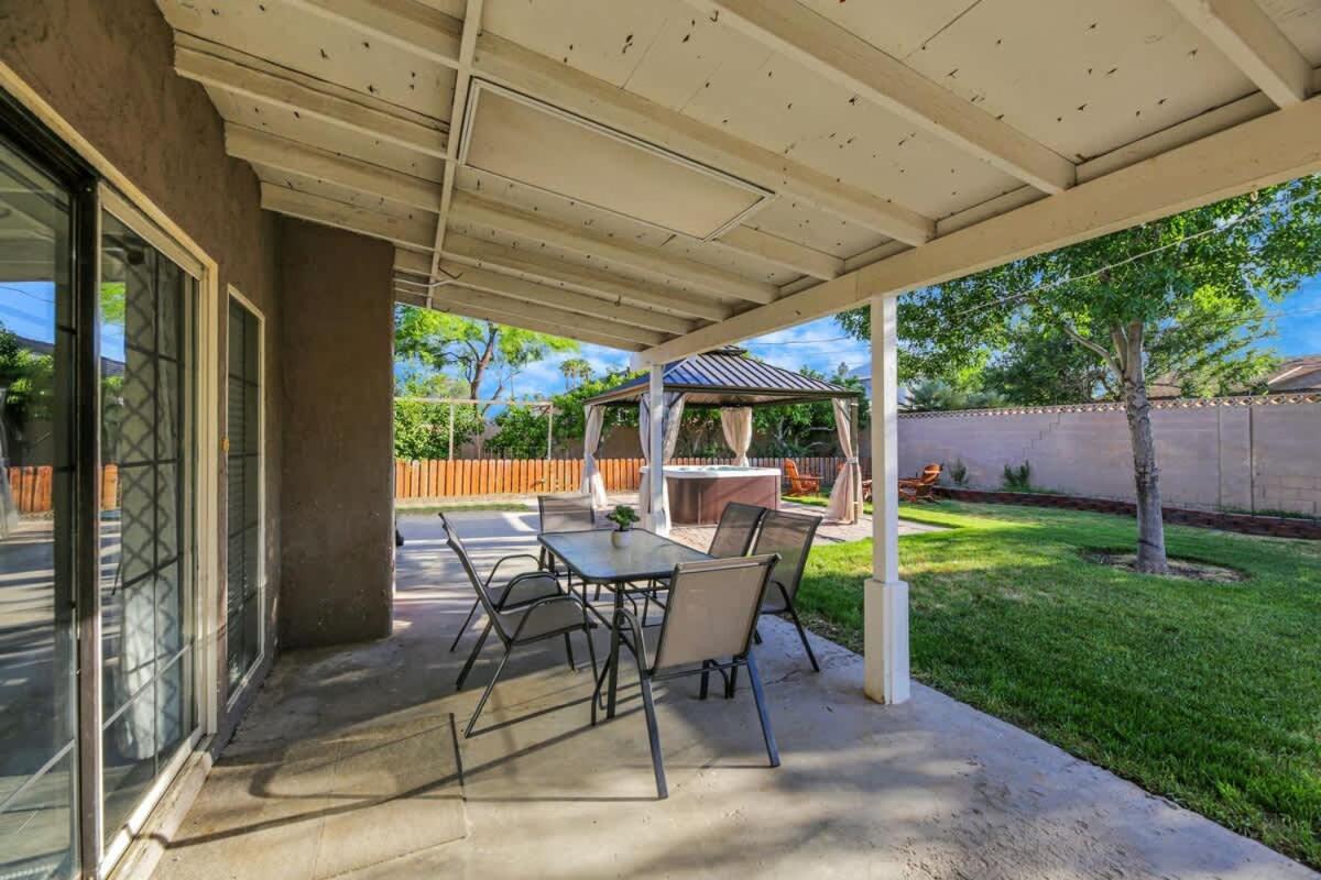 Holiday home Modern With Theater And Hot Tub Las Vegas