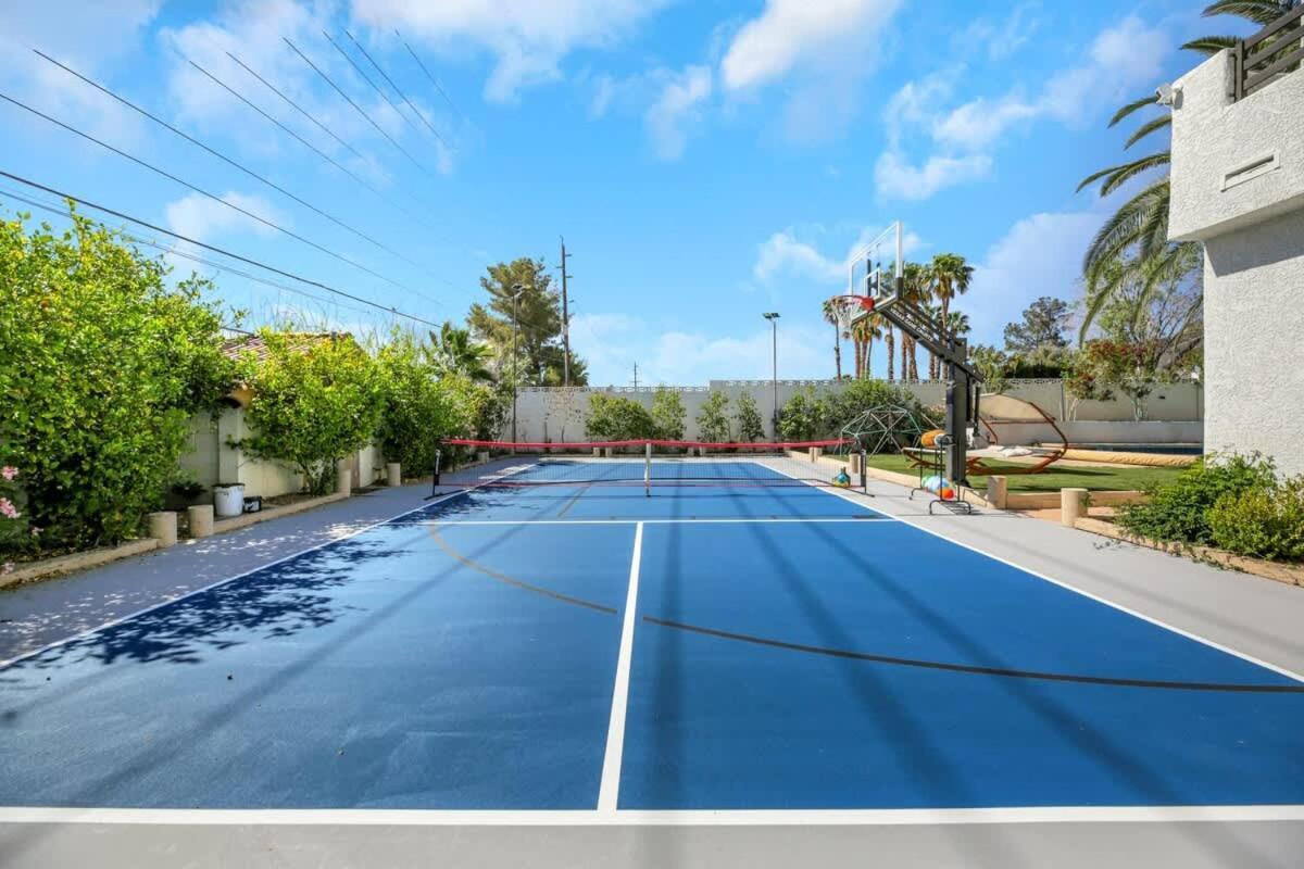 Ultimate Family Getaway Pickleball Heated Pool Villa