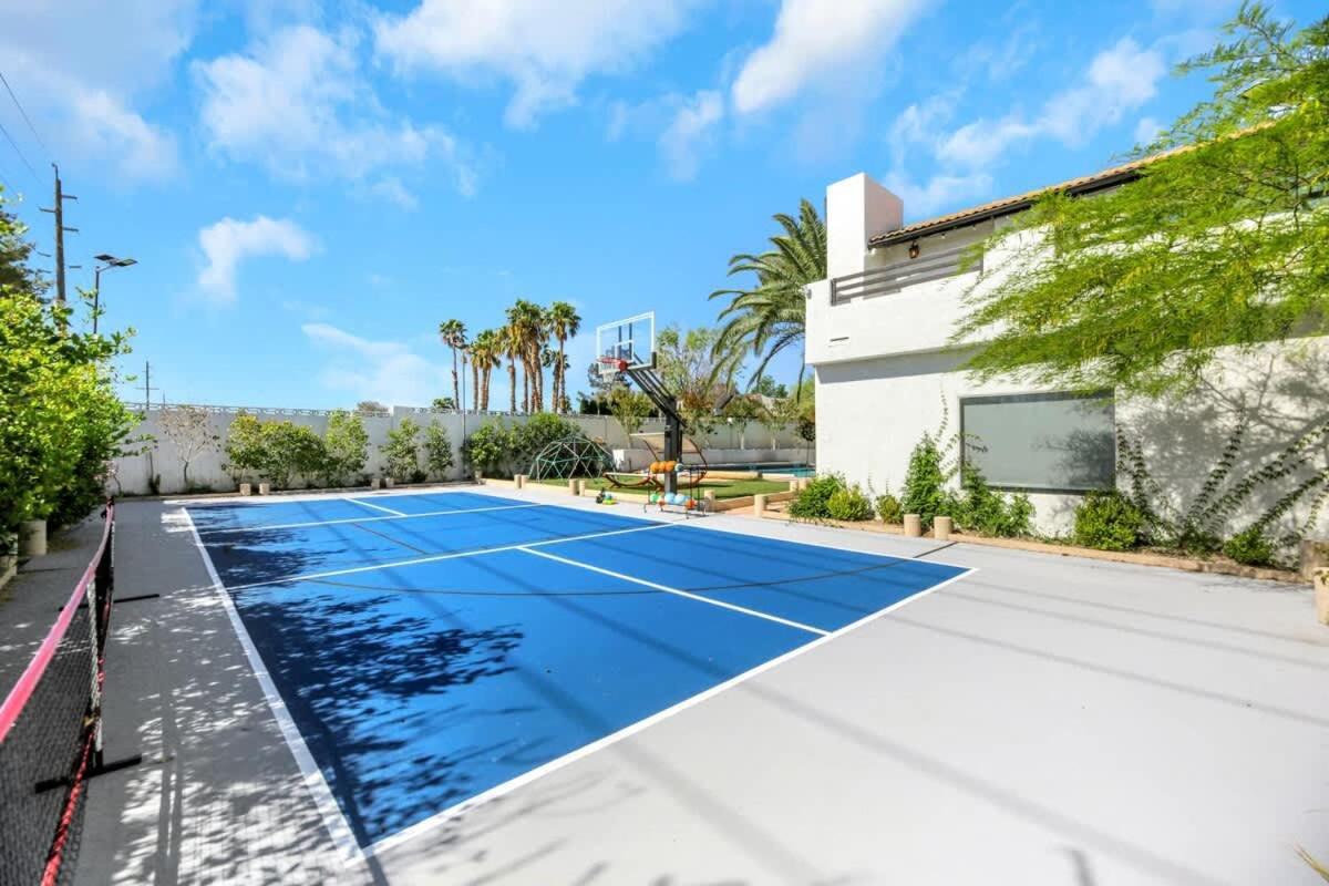 Ultimate Family Getaway Pickleball Heated Pool Las Vegas