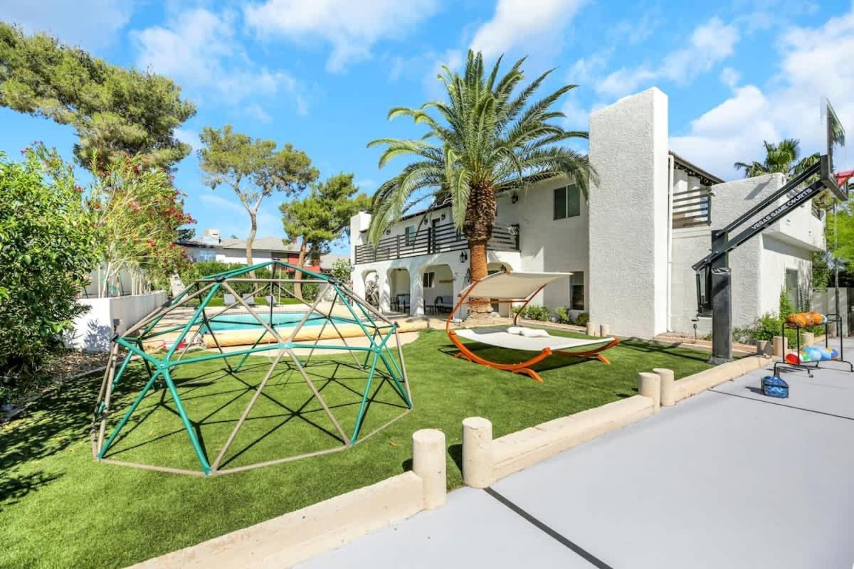 Villa Ultimate Family Getaway Pickleball Heated Pool