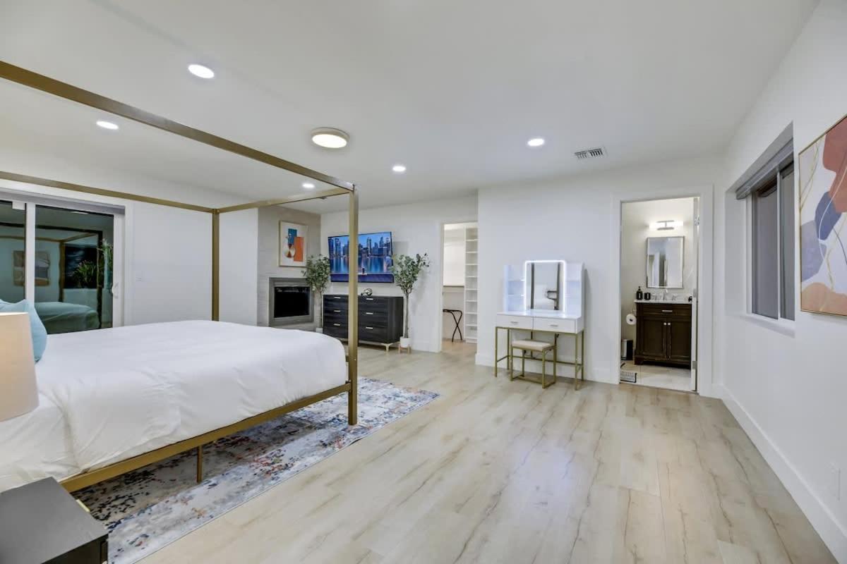 Ultimate Family Getaway Pickleball Heated Pool Villa *