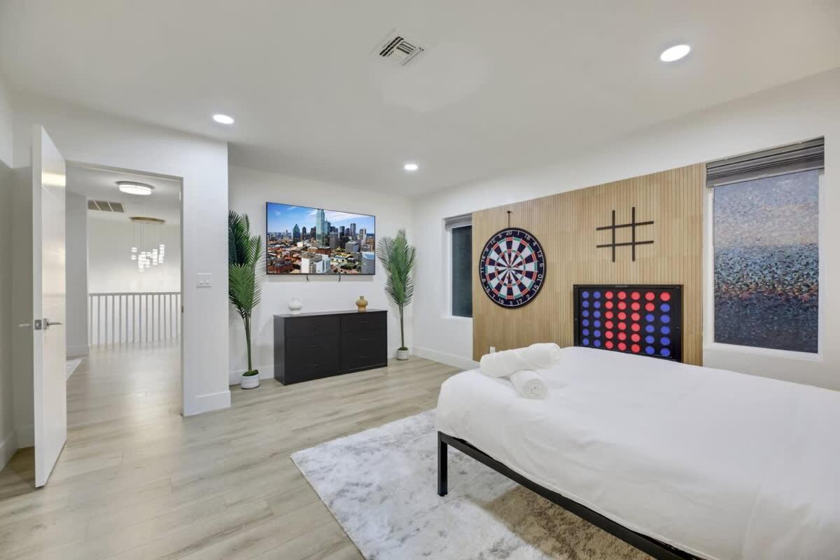 Villa Ultimate Family Getaway Pickleball Heated Pool Las Vegas