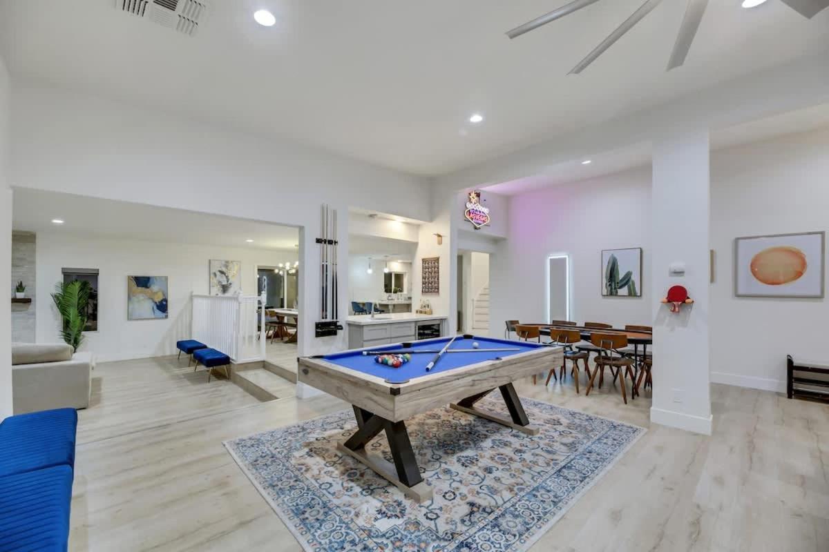 Villa Ultimate Family Getaway Pickleball Heated Pool