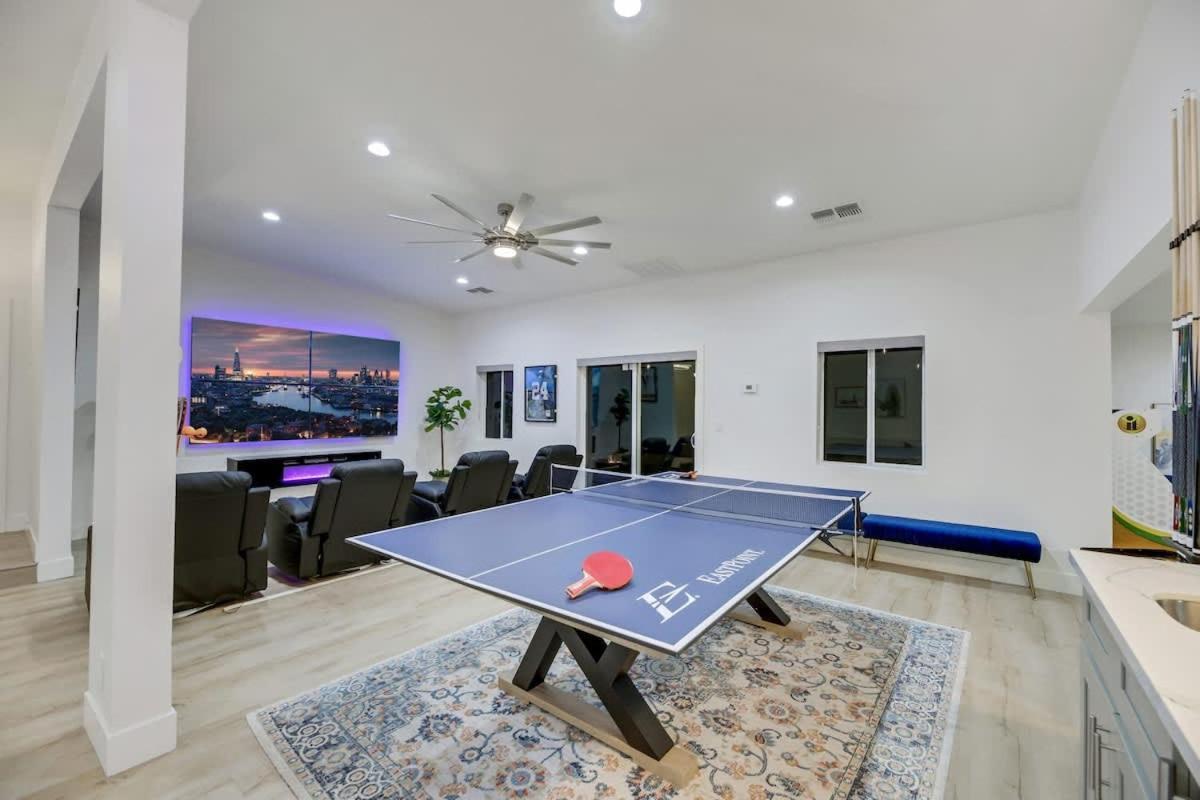 Ultimate Family Getaway Pickleball Heated Pool * Las Vegas