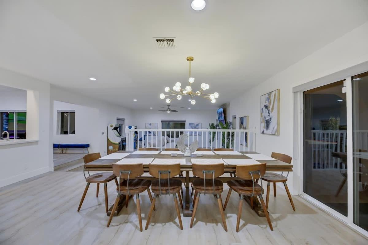 Ultimate Family Getaway Pickleball Heated Pool *
