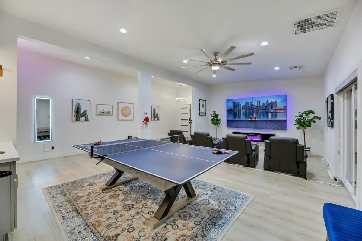 Ultimate Family Getaway Pickleball Heated Pool * Las Vegas